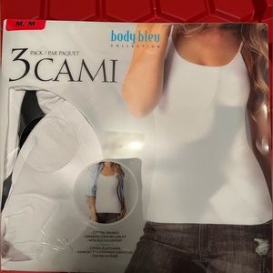 Women’s Costco Tank Top Size Medium Black And White Colours 3 Pack